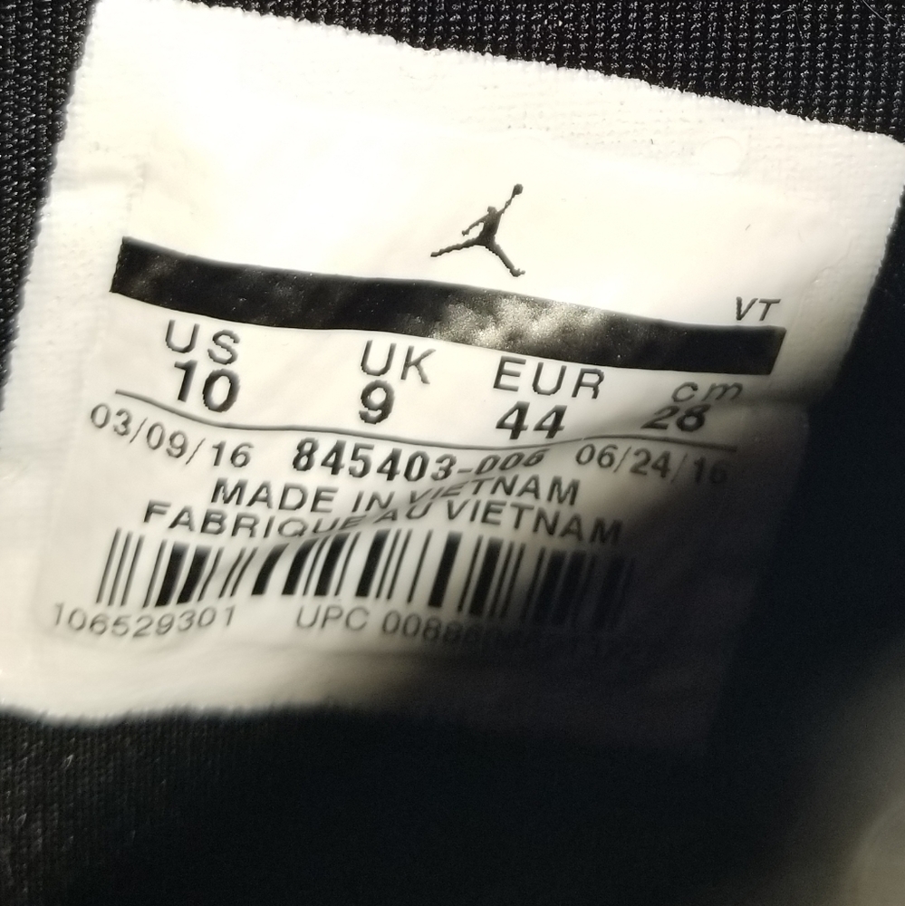 Jordan's - Picture 2 of 4